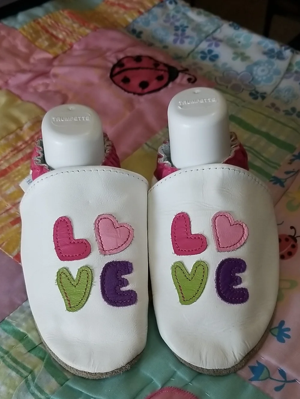 Robeez soft white